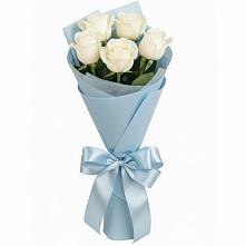 Букет 5 Белых роз Проуд в Гагино