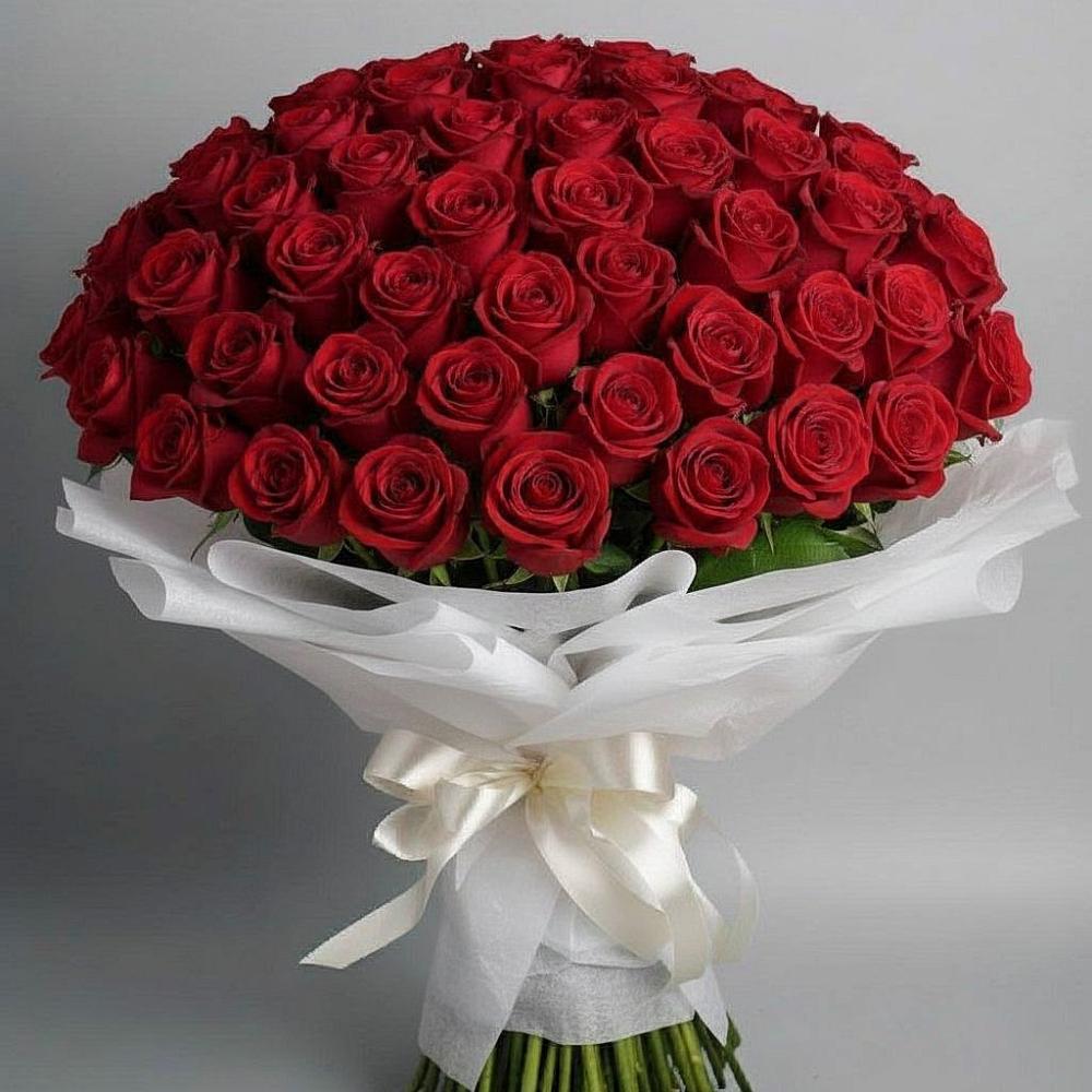 Букет 101 Красная роза Блэк Мэджик в Гагино