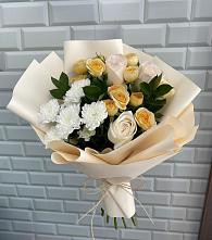 Букет цветов из:  Розы и Хризантемы в Гагино
