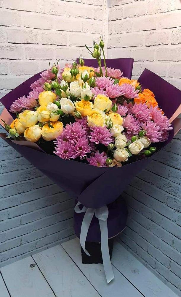 Букет цветов из: Хризантемы и Розы в Гагино