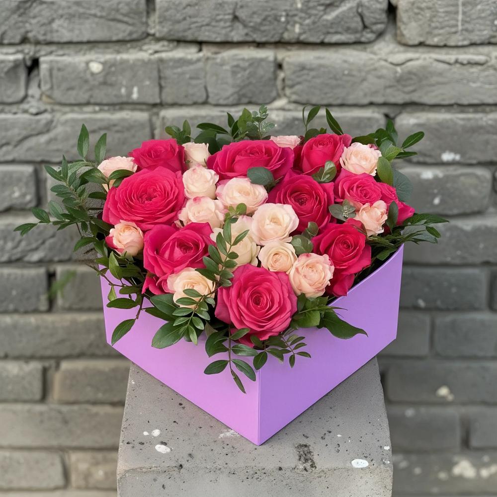 Цветочная композиция из Розы в коробке в Гагино