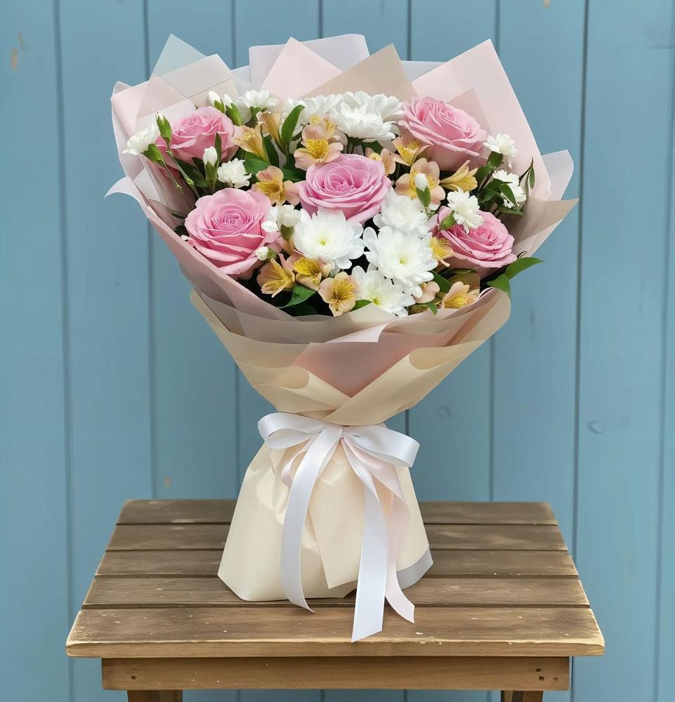 Букет цветов из: Гвоздики, Орхидеи и Розы в Гагино